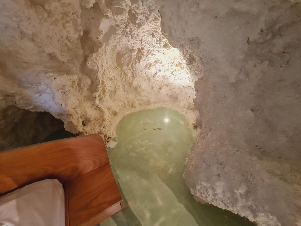 Anassa 8 Real Cave Lodge Iraklion